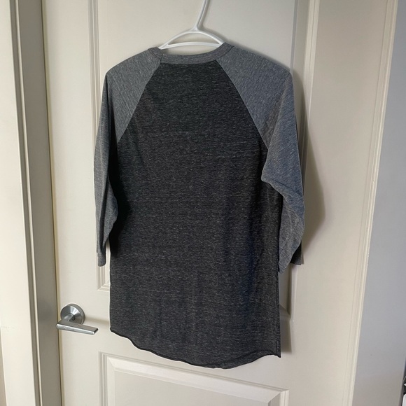 Disney Haunted Mansion Baseball 3/4 Sleeve Grey T-Shirt Halloween - Picture 4 of 5